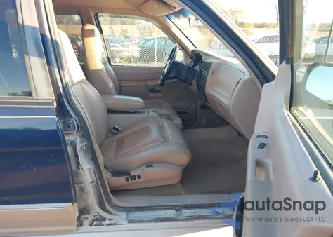 1997 Ford Explorer Eddie Bauer/Limited/Xl/Xlt из США, поврежденный, VIN 1FMDU34E9VZC28557